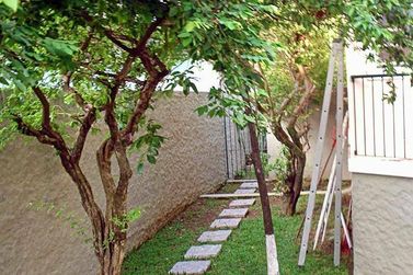 Casa &agrave; venda - 800m&sup2; - Nova Gard&ecirc;nia