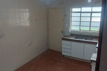 Casa para alugar - 160m&sup2; - CENTRO