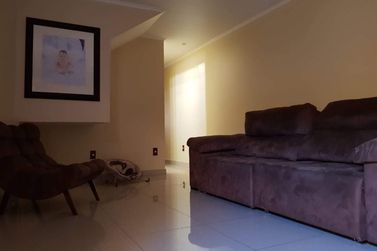 Casa &agrave; venda - 170m&sup2; - Jd. Alvin&oacute;polis