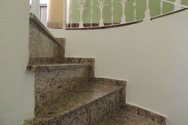 Casa &agrave; venda - 300m&sup2; - Jardim Vila Galv&atilde;o