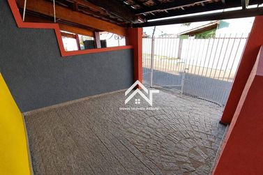 Casa para alugar - 115m&sup2; - Jardim Jaragu&aacute;