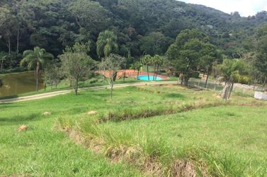 Terreno &agrave; venda - 600m&sup2; - PORT&Atilde;O