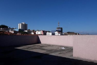 Sobrado &agrave; venda - 150m&sup2; - CENTRO