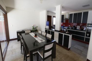 Casa &agrave; venda - 660m&sup2; - Condominio Parque das Gar&ccedil;as