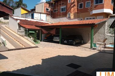 Ch&aacute;cara &agrave; venda - 473m&sup2; - Jardim Estancia Brasil