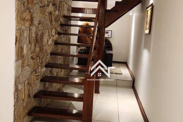 Casa &agrave; venda - 429m&sup2; - Vale das Flores