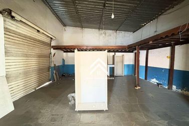 Sal&atilde;o Comercial &agrave; venda - 900m&sup2; - Jardim das Cerejeiras