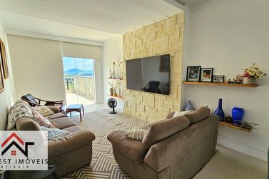 Casa &agrave; venda - 380m&sup2; - Country Felix