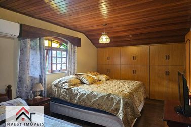 Casa &agrave; venda - 275m&sup2; - Jardim Tapaj&oacute;s
