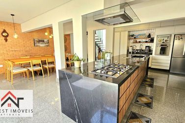 Casa &agrave; venda - 380m&sup2; - Country Felix