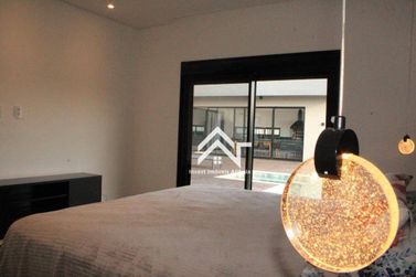 Casa &agrave; venda - 250m&sup2; - Bairro Canedos
