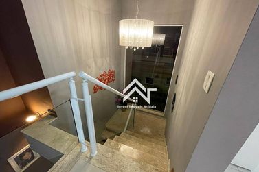 Casa &agrave; venda - 750m&sup2; - Condominio Porto Atibaia