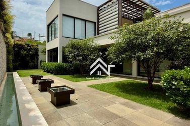Casa &agrave; venda - 613m&sup2; - Condominio Porto Atibaia