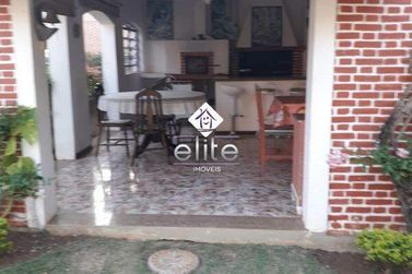 Ch&aacute;cara &agrave; venda - 868m&sup2; - VILA PETROPOLIS