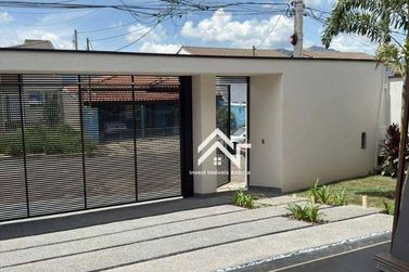 Casa &agrave; venda - 220m&sup2; - Jardim do Lago