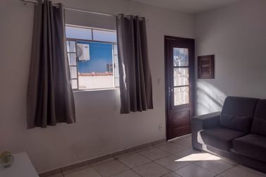 Casa &agrave; venda - CENTRO