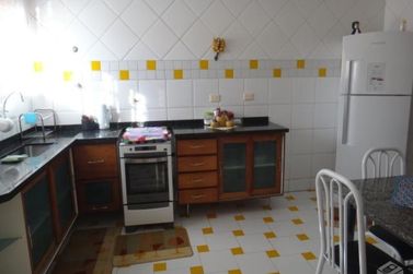 Casa &agrave; venda - 220m&sup2; - Jardim das Flores