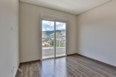 Apartamento &agrave; venda - 93m&sup2; - Jardim do Lago