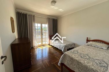Casa &agrave; venda - 260m&sup2; - Vila Loanda