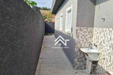 Casa &agrave; venda - 70m&sup2; - Vit&oacute;ria R&eacute;gia