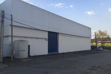 Sal&atilde;o Comercial para alugar - 3000m&sup2; - Santa F&eacute;