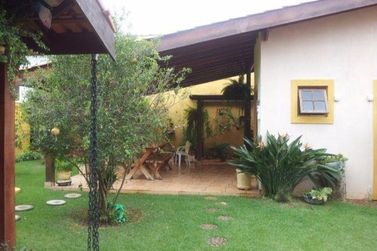 Casa &agrave; venda - 324m&sup2; - Condominio Portal das Hortencias