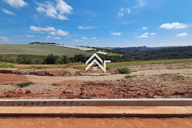 Terreno &agrave; venda - 525m&sup2; - Biri&ccedil;a do Valado