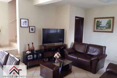 Casa &agrave; venda - 256m&sup2; - Jardim do Lago