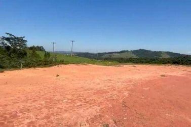 Terreno &agrave; venda - 826m&sup2; - Guaxinduva