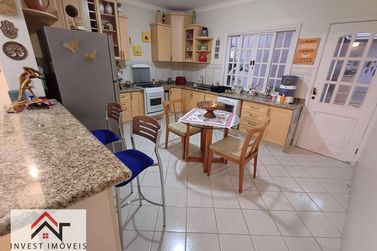 Casa &agrave; venda - 263m&sup2; - Jardim Itaperi