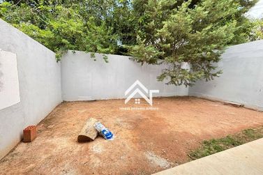 Casa &agrave; venda - 100m&sup2; - Jardim Est&acirc;ncia Brasil