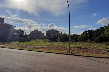 Terreno &agrave; venda - 525m&sup2; - Residencial Granville
