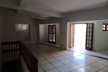 Casa para alugar - JARDIM BRASIL