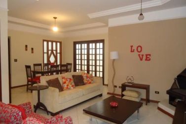 Casa &agrave; venda - 185m&sup2; - Jardim das Flores