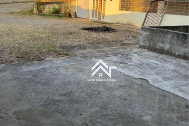 Casa &agrave; venda - 390m&sup2; - Tanque