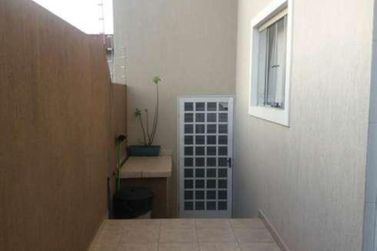Casa &agrave; venda - 250m&sup2; - Jardim do Lago