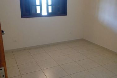 Casa para alugar - 183m&sup2; - Vila Petr&oacute;polis