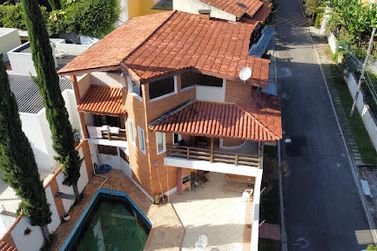 Casa &agrave; venda - 377m&sup2; - Jardim das Flores