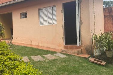 Ch&aacute;cara &agrave; venda - 1416m&sup2; - Terra Preta