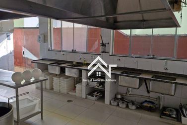 Sal&atilde;o Comercial para alugar - 565m&sup2; - Centro