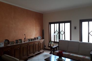 Casa &agrave; venda - 306m&sup2; - VILA GARD&Ecirc;NIA