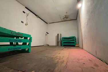Sal&atilde;o Comercial &agrave; venda - CENTRO