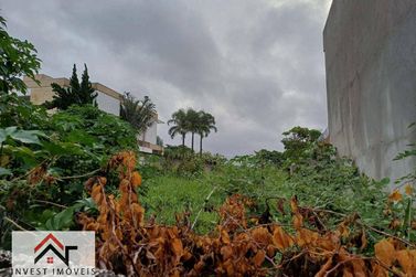Terreno &agrave; venda - 744m&sup2; - Beiral das Pedras
