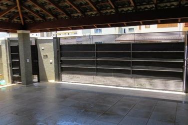 Casa &agrave; venda - 210m&sup2; - Atibaia Jardim
