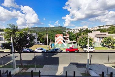 Casa para alugar - 228m&sup2; - Rio Abaixo