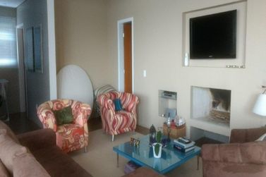 Casa &agrave; venda - 290m&sup2; - Condom&iacute;nio Portal dos Nobres