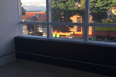 Sal&atilde;o Comercial para alugar - CENTRO