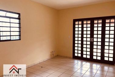 Casa para alugar - 141m&sup2; - Jardim dos Pinheiros