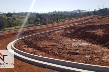 Terreno &agrave; venda - 360m&sup2; - Atibaia Belvedere