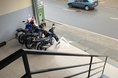 Sal&atilde;o Comercial para alugar - 200m&sup2; - Recreio Estoril